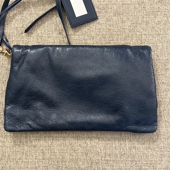 Authentic lightly used Balenciaga crossbody bag- Navy with gold hardware - Picture 2 of 9